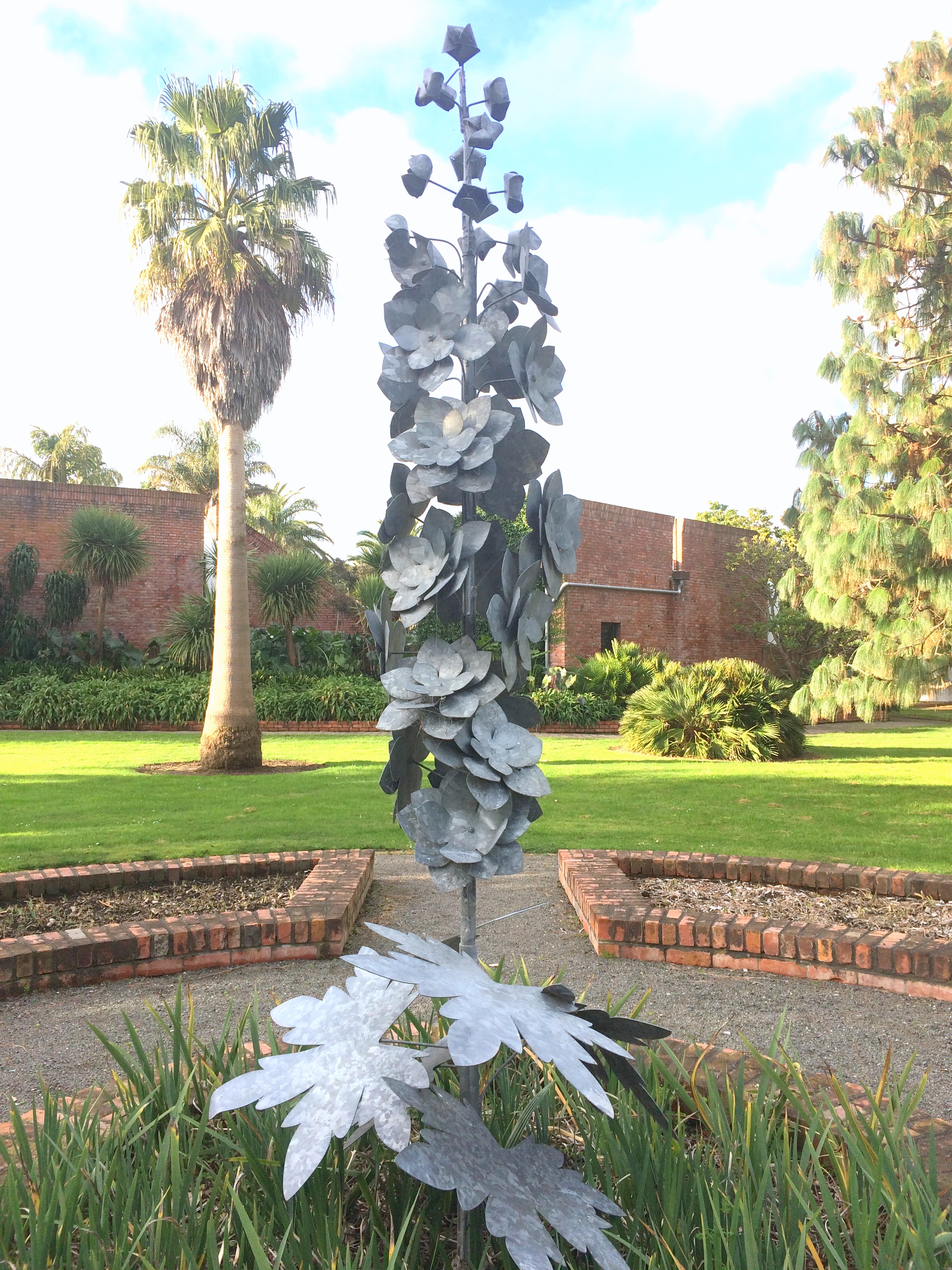 Delphinium Sculpture IMG 9003 close 